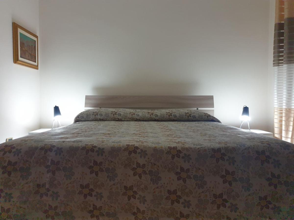 Beb Vicino Pompei Casa Zio Ardi Hotel บอสโกเรอาเล ภายนอก รูปภาพ